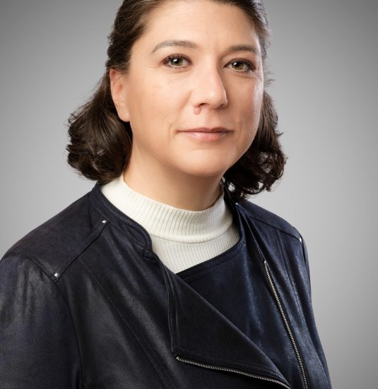 Frozmetics_Portraits_Frederique